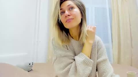 Mona online show from December 9, 5:07 am