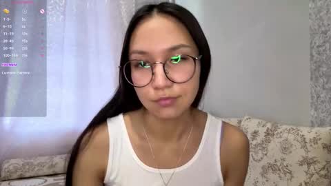 Mona online show from October 20, 8:08 am
