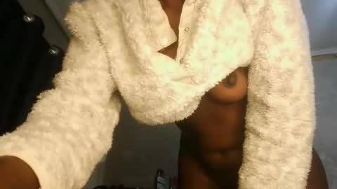 mona online show from February 22, 6:06 am