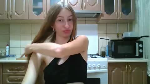 Monica online show from October 17, 9:30 pm