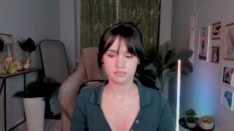 monica online show from March 21, 8:19 am