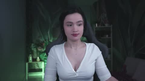 monica online show from March 28, 11:28 pm