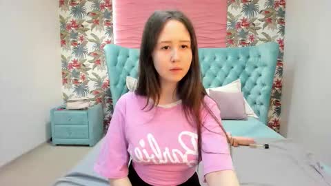 Monica online show from December 5, 4:05 pm