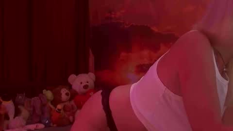 Monika    online show from November 15, 3:30 am