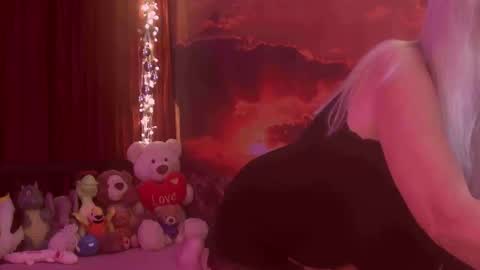 Monika    online show from November 27, 2:52 am