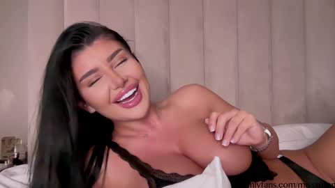 Alessia online show from October 27, 8:20 pm