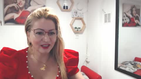 monserrat_diva online show from February 1, 7:22 pm