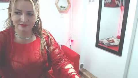 monserrat_diva online show from October 19, 4:00 pm