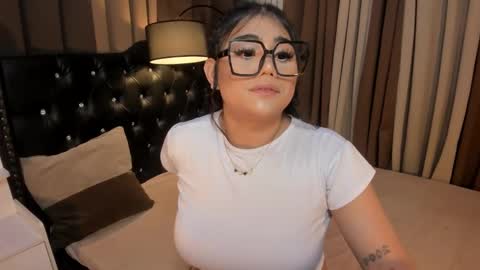 Snapshot of monstrouscockdivaontop chatting on January 23, 1:41 am Ruthie online show from January 23, 1:41 am