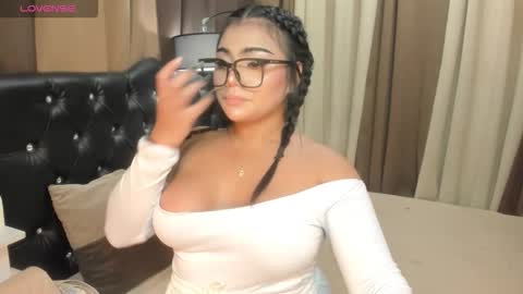 Snapshot of monstrouscockdivaontop chatting on September 29, 3:38 am Ruthie online show from September 29, 3:38 am