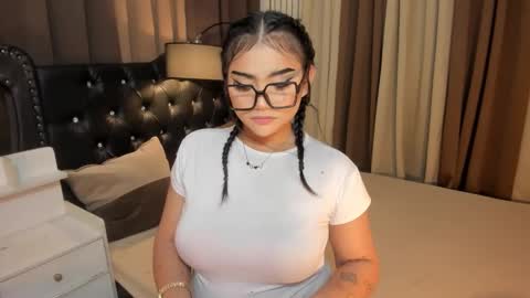 Snapshot of monstrouscockdivaontop chatting on February 20, 6:03 pm Ruthie online show from February 20, 6:03 pm