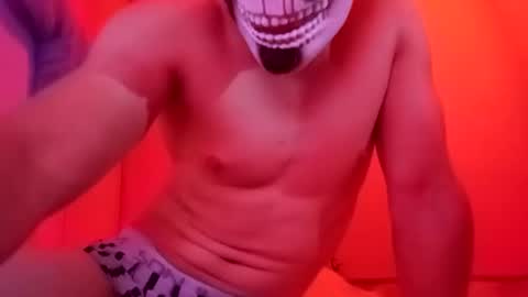 montoyar878 online show from November 21, 2:31 am