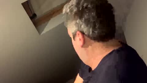 Monty G online show from December 10, 12:06 am