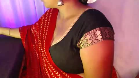 Maya online show from December 3, 12:39 pm