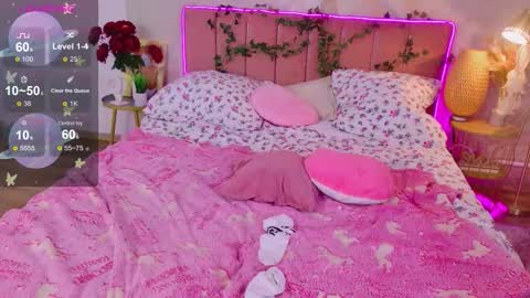 Snapshot of moon__bunny chatting on October 3, 4:59 pm Moon  Bunny online show from October 3, 4:59 pm