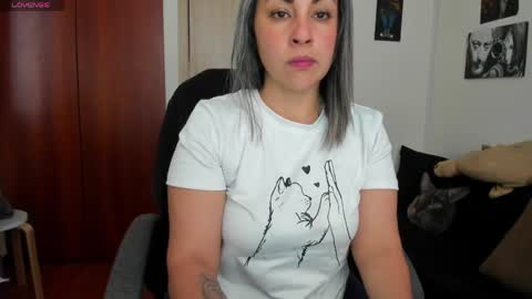 Luna online show from March 30, 8:20 pm