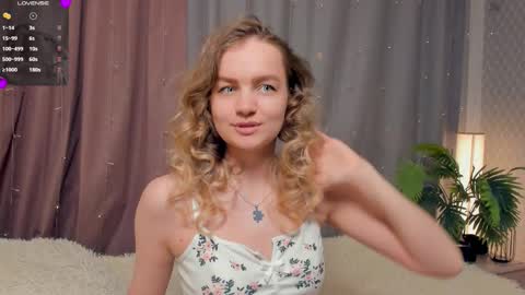 moon_puzzles online show from November 20, 9:01 pm