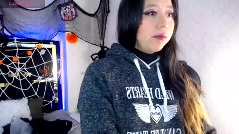 Snapshot of moon_water__ chatting on October 14, 11:46 am Moon Water online show from October 14, 11:46 am