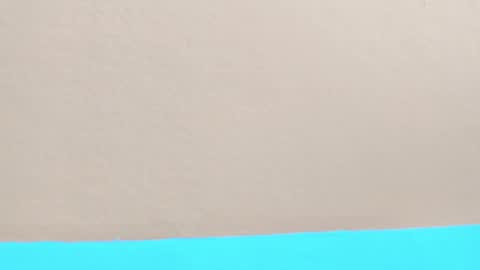 Snapshot of moon_winy chatting on October 12, 11:25 am Winy online show from October 12, 11:25 am