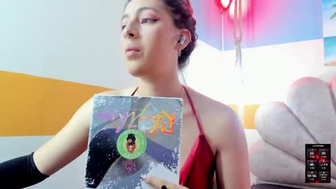 Snapshot of moon_winy chatting on September 30, 12:04 pm Winy online show from September 30, 12:04 pm