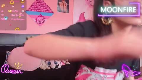 Nicky  online show from March 8, 8:13 pm