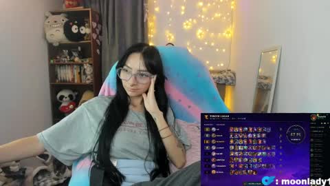 MOON  online show from April 7, 4:47 am