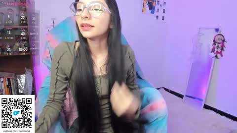 Snapshot of moonlady_ chatting on October 2, 1:26 am MOON  online show from October 2, 1:26 am