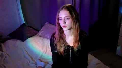 Maya online show from October 18, 2:21 pm