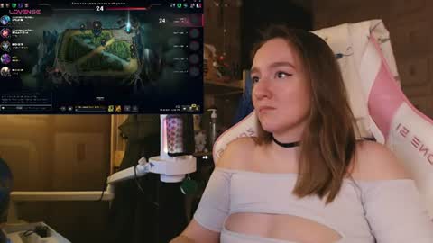 Katrin online show from June 25, 8:47 pm