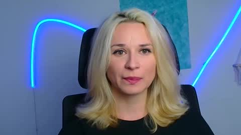 Susanna online show from April 30, 11:37 am