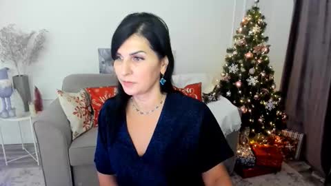 Ask me  online show from December 16, 4:08 am