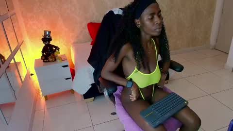 morena online show from May 14, 4:43 am