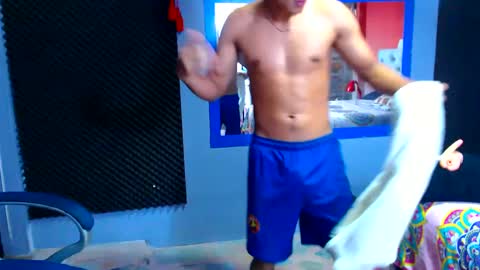 MorenoFullHot online show from December 21, 5:40 pm