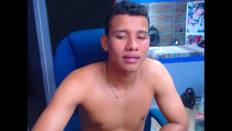 MorenoFullHot online show from December 13, 4:38 pm