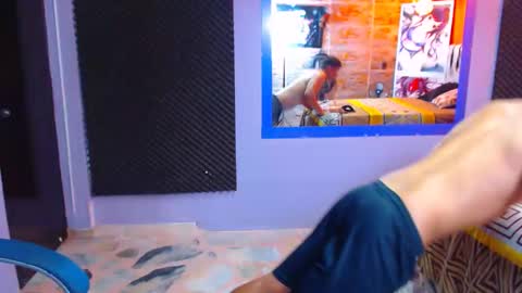 MorenoFullHot online show from December 4, 2:42 pm