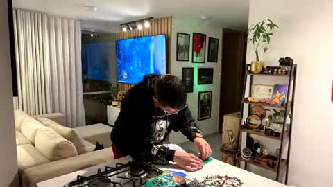   online show from October 29, 12:34 am