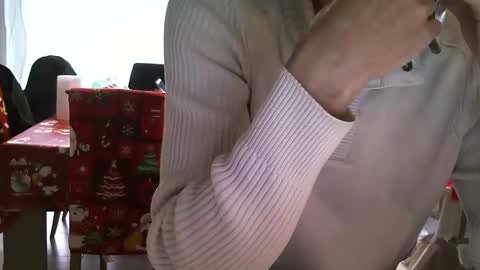 Tom online show from December 13, 9:24 am