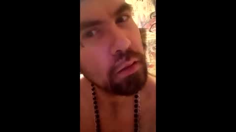 mouncejohntyler online show from December 21, 8:54 am