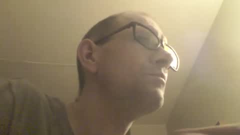 Snapshot of moviem1978 chatting on September 28, 10:41 pm Frederik online show from September 28, 10:41 pm