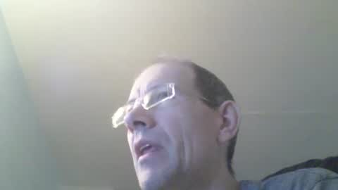 Snapshot of moviem1978 chatting on February 27, 7:41 am Frederik online show from February 27, 7:41 am