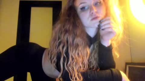 Eva  online show from December 20, 9:50 pm