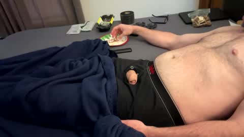 Sequoia-Cocked Hombre de Sur online show from December 20, 8:05 pm