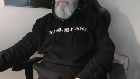 mr_boombastic2021 online show from December 16, 10:54 am