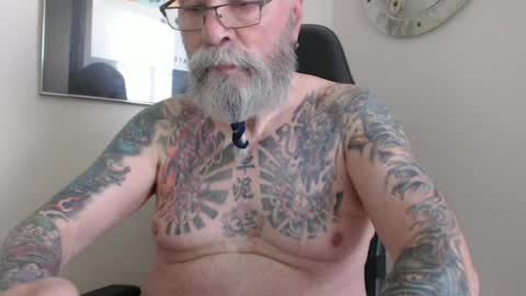 mr_boombastic2021 online show from June 26, 9:48 am