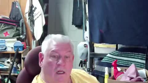 mr_canoe_licker_69 online show from January 29, 5:13 pm