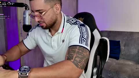 Snapshot of mr_david_cox chatting on February 26, 2:16 pm David online show from February 26, 2:16 pm