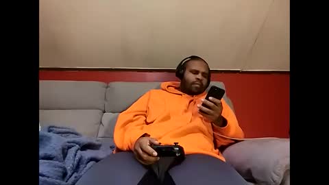 mr_irvin online show from October 15, 5:11 am