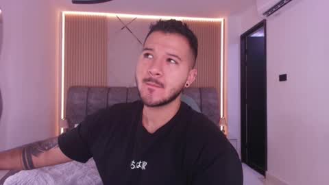 MIKEE online show from March 5, 3:04 am