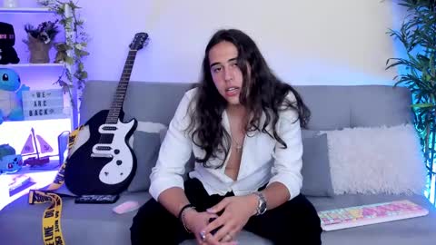 mr_pepper51 online show from March 12, 9:03 pm