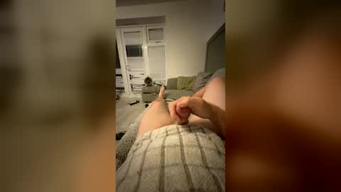 mrbig01242 online show from July 3, 10:58 pm